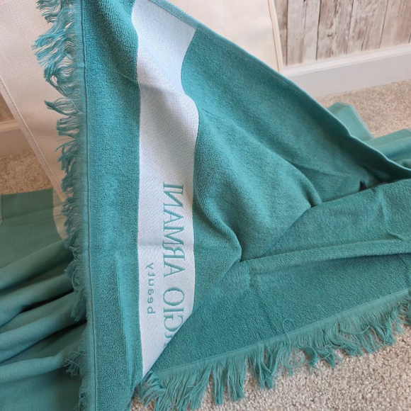 Giorgio Armani Beach Shopping Tote Bag with Matching Large beach towel - Picture 2 of 10